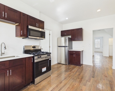 398 W Lincoln Highway - Photo Thumbnail 9
