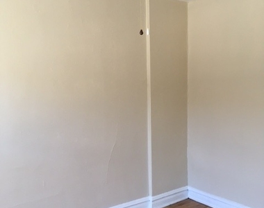 3700 N Southport Avenue - Photo Thumbnail 15