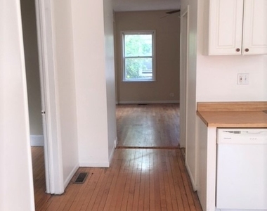 1237 W Wellington Avenue - Photo Thumbnail 6