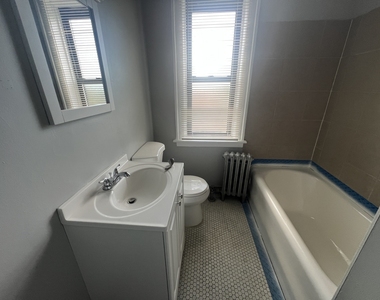 9300 S Bishop Street - Photo Thumbnail 5