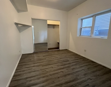 5309 W 30th Place - Photo Thumbnail 4