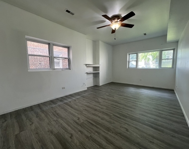5309 W 30th Place - Photo Thumbnail 1
