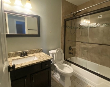 1213 Pennsbury Lane - Photo Thumbnail 16