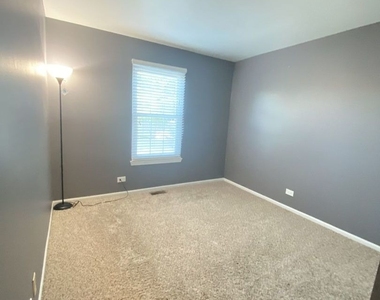 1213 Pennsbury Lane - Photo Thumbnail 18