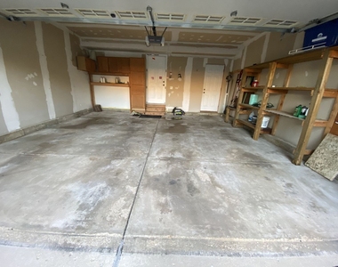 1213 Pennsbury Lane - Photo Thumbnail 21