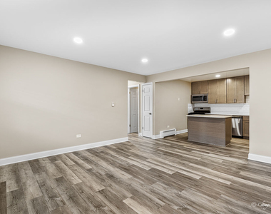 7536 W Lawrence Avenue - Photo Thumbnail 6