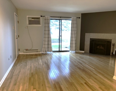 446 E Osage Lane - Photo Thumbnail 1