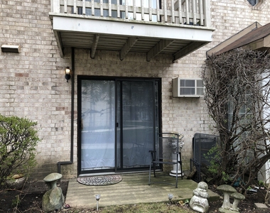 446 E Osage Lane - Photo Thumbnail 12