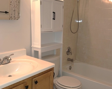 446 E Osage Lane - Photo Thumbnail 7