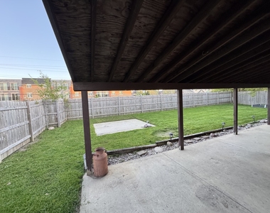 425 Beechwood Drive - Photo Thumbnail 13