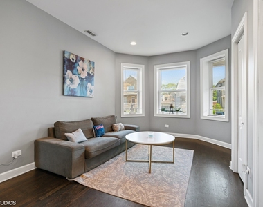4124 W School Street - Photo Thumbnail 1