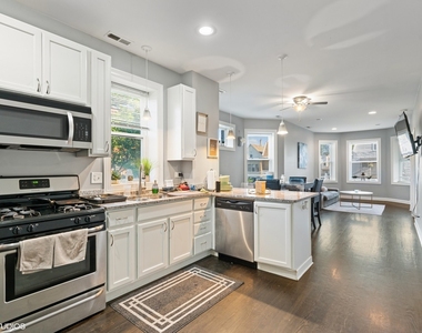 4124 W School Street - Photo Thumbnail 5