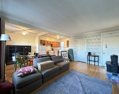 918 Green Bay Road - Photo Thumbnail 12