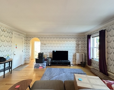 918 Green Bay Road - Photo Thumbnail 8