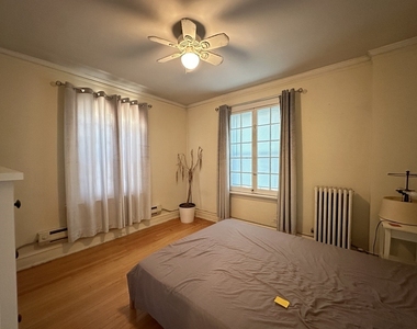 918 Green Bay Road - Photo Thumbnail 14