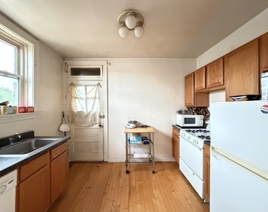 918 Green Bay Road - Photo Thumbnail 4