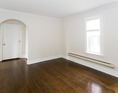 918 Green Bay Road - Photo Thumbnail 10