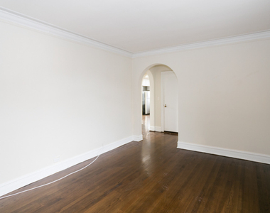 918 Green Bay Road - Photo Thumbnail 8