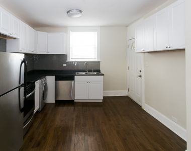 918 Green Bay Road - Photo Thumbnail 2