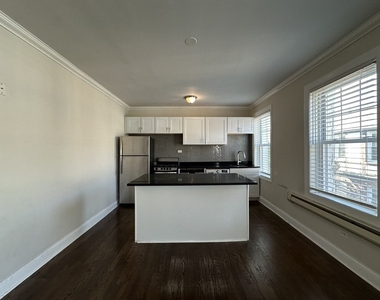 918 Green Bay Road - Photo Thumbnail 1