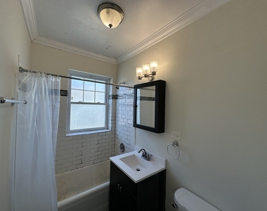 918 Green Bay Road - Photo Thumbnail 17