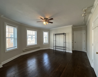 918 Green Bay Road - Photo Thumbnail 11