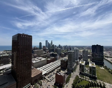 235 W Van Buren Street - Photo Thumbnail 11