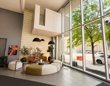 235 W Van Buren Street - Photo Thumbnail 10