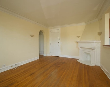 918 Green Bay Road - Photo Thumbnail 7