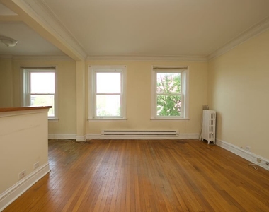 918 Green Bay Road - Photo Thumbnail 10