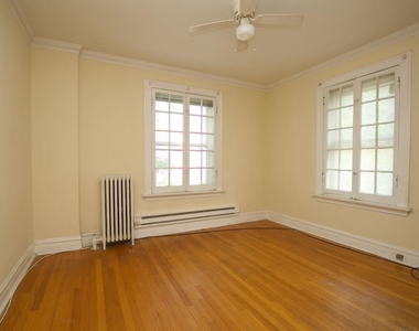 918 Green Bay Road - Photo Thumbnail 11
