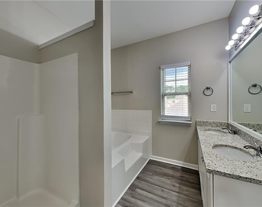3742 Humber Court - Photo Thumbnail 10