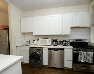 945 Judson Avenue - Photo Thumbnail 2