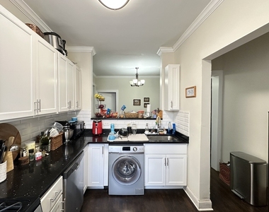 314 Lee Street - Photo Thumbnail 3