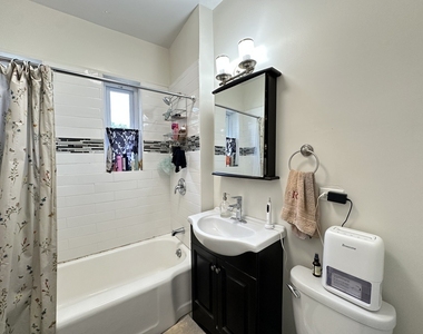 314 Lee Street - Photo Thumbnail 18