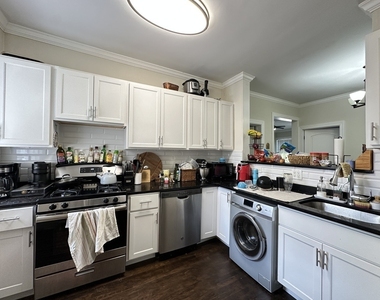 314 Lee Street - Photo Thumbnail 2