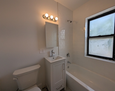 2706 N Spaulding Avenue - Photo Thumbnail 13