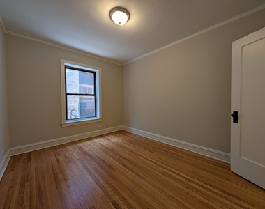 2706 N Spaulding Avenue - Photo Thumbnail 8