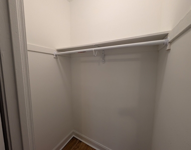 2706 N Spaulding Avenue - Photo Thumbnail 10