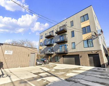 204 S Leavitt Street - Photo Thumbnail 21