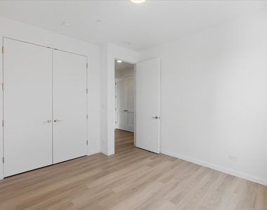 204 S Leavitt Street - Photo Thumbnail 16