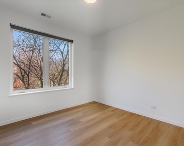 204 S Leavitt Street - Photo Thumbnail 14