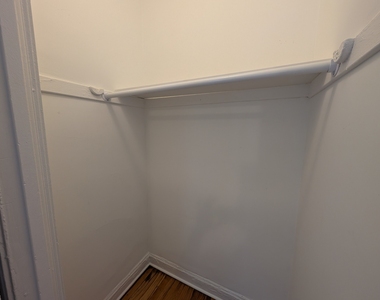 2714 N Spaulding Avenue - Photo Thumbnail 10