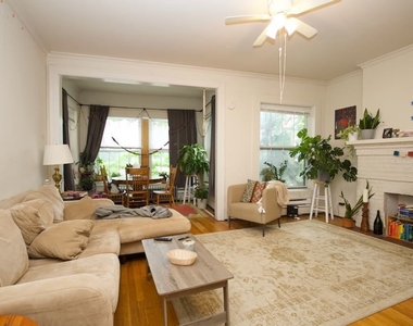 312 Lee Street - Photo Thumbnail 6