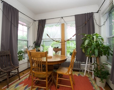 312 Lee Street - Photo Thumbnail 10