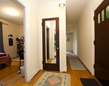 312 Lee Street - Photo Thumbnail 11