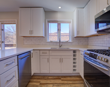 5715 N Cicero Avenue - Photo Thumbnail 1