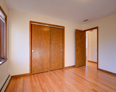 5715 N Cicero Avenue - Photo Thumbnail 8