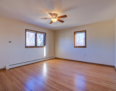 5715 N Cicero Avenue - Photo Thumbnail 16