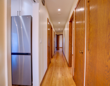 5715 N Cicero Avenue - Photo Thumbnail 6
